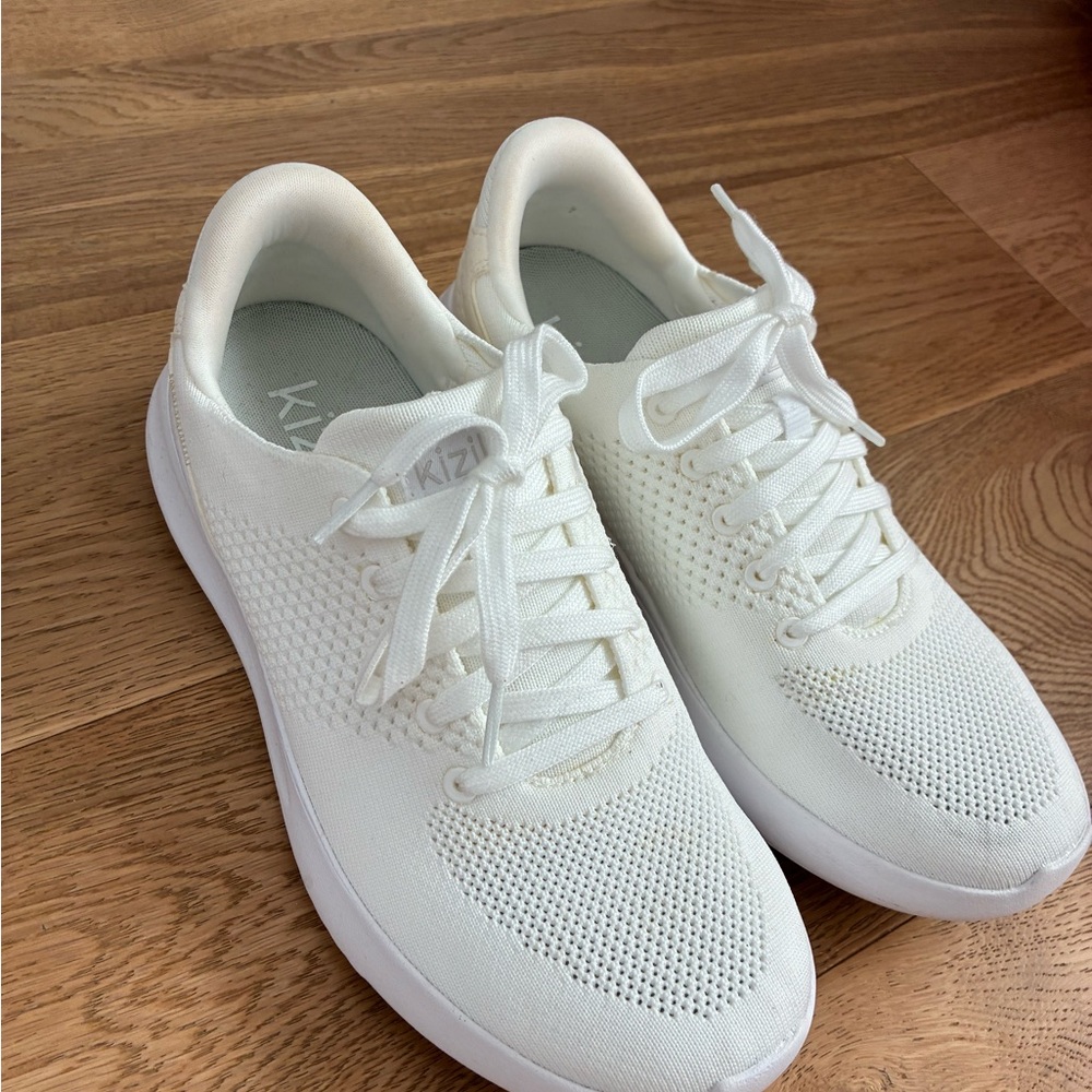 Kizik Slip On Athletic Sneakers - Picture 4 of 6